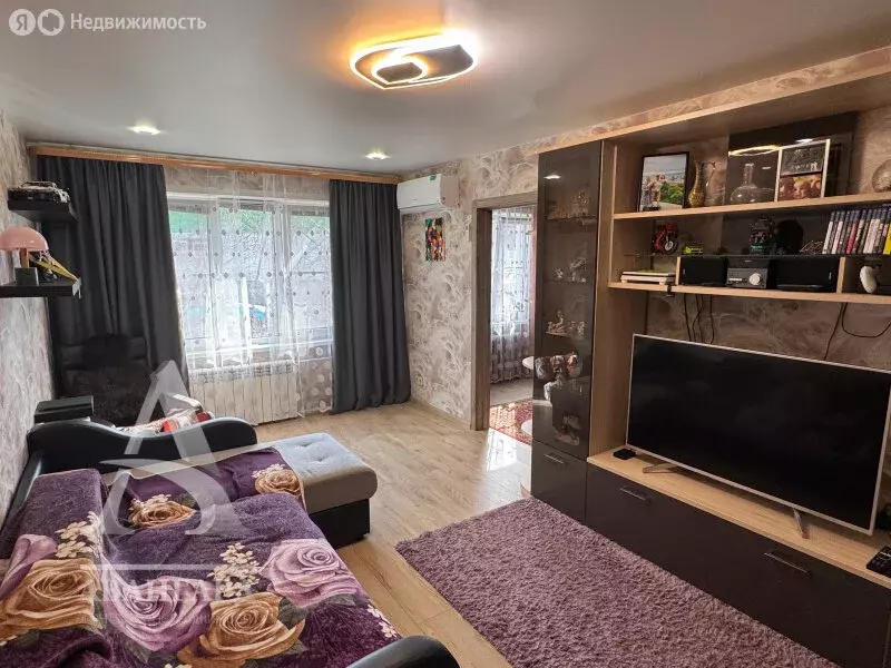 3-комнатная квартира: Клин, улица Карла Маркса, 79 (56.3 м) - Фото 2