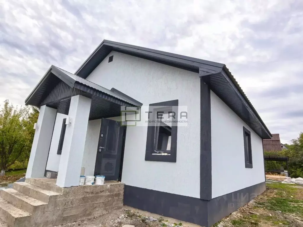 Дом в Башкортостан, с. Иглино ул. 8 Марта, 24 (170 м) - Фото 1