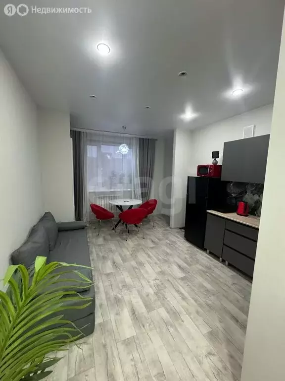 Квартира-студия: Ялуторовск, улица Свободы, 240 (22 м) - Фото 2