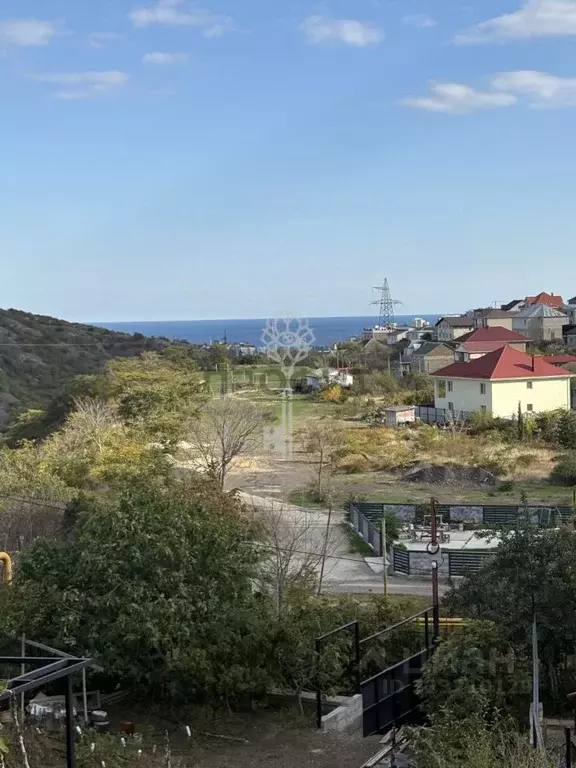 Участок в Крым, Алушта муниципальный округ, с. Изобильное ул. Новая, ... - Фото 1