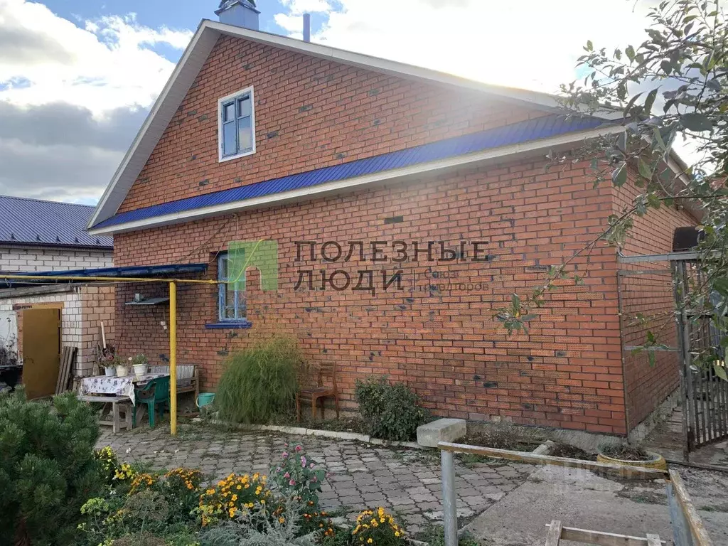 Дом в Удмуртия, Сарапул Северный жилрайон, ул. Короленко, 8 (76 м) - Фото 1