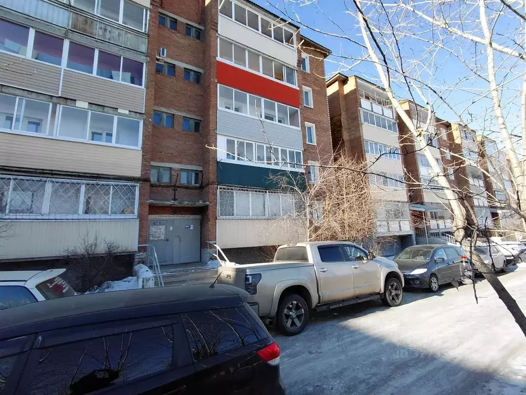 3-к кв. Бурятия, Улан-Удэ 102-й мкр, ул. Ринчино, 28 (61.4 м) - Фото 1