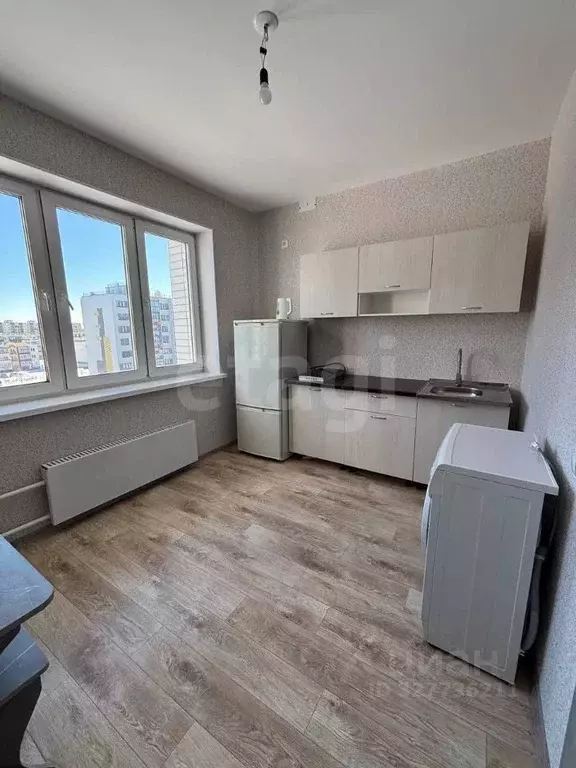 1-к кв. Омская область, Омск проезд 4-й Амурский, 15 (37.0 м) - Фото 2