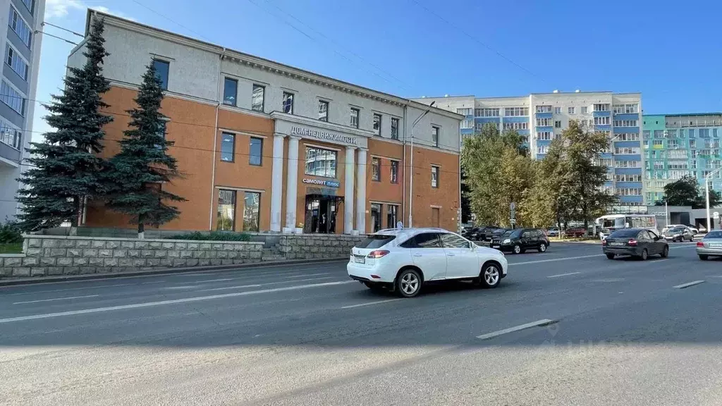 Офис в Башкортостан, Уфа ул. Заки Валиди, 64 (902 м) - Фото 0