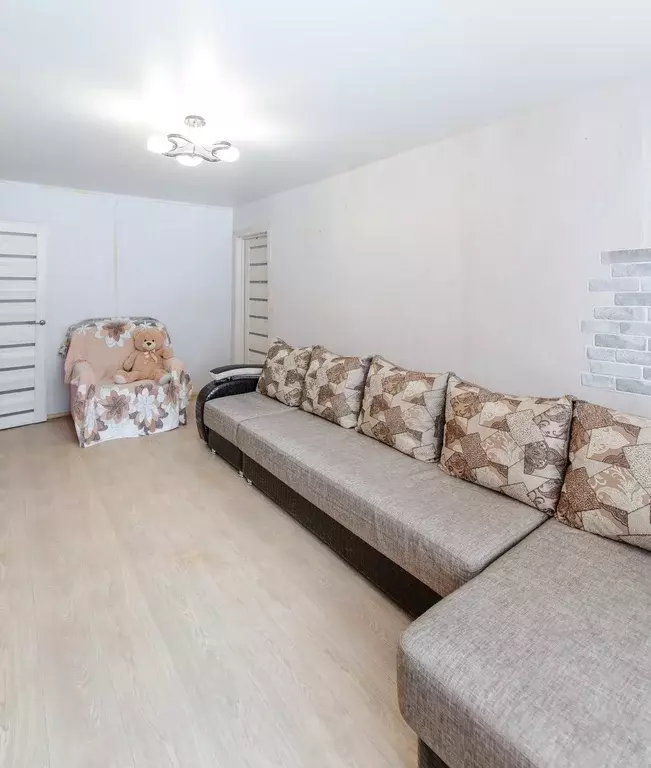 Продаётся 3-к квартира, 53.7 м - Фото 1
