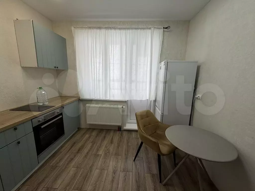 1-к. квартира, 38 м, 7/10 эт. - Фото 1