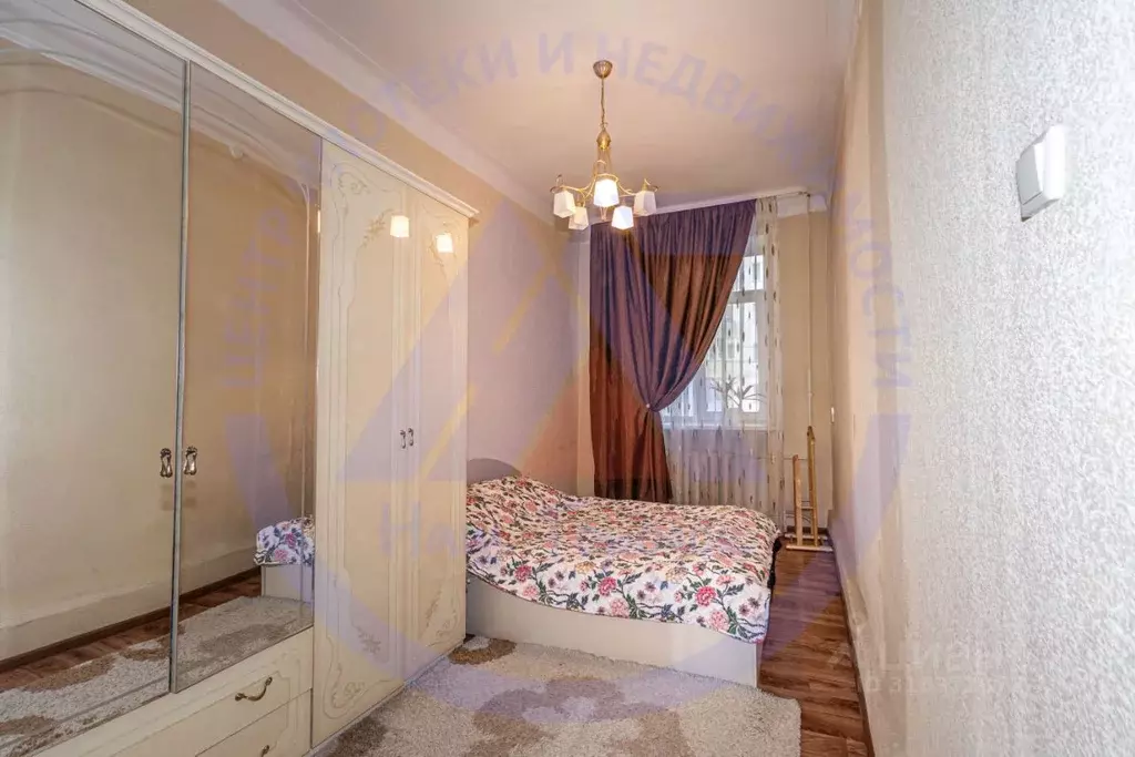 3-к кв. Курганская область, Курган ул. Красина, 65 (75.2 м) - Фото 0