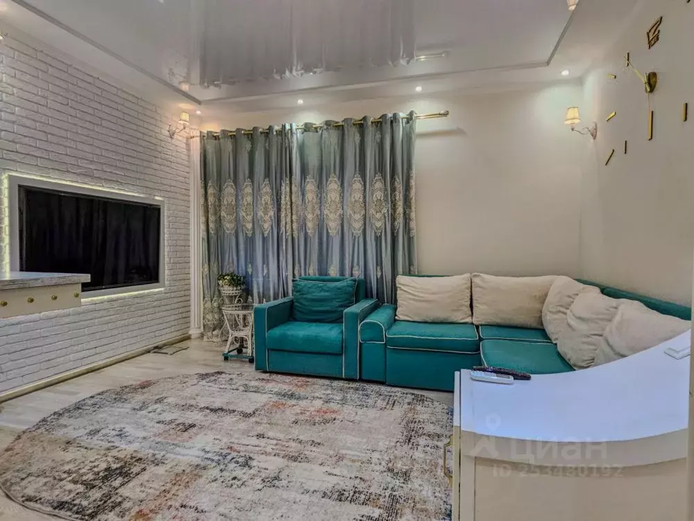 Дом в Ставропольский край, Пятигорск ул. Карла Маркса, 9 (150 м) - Фото 1