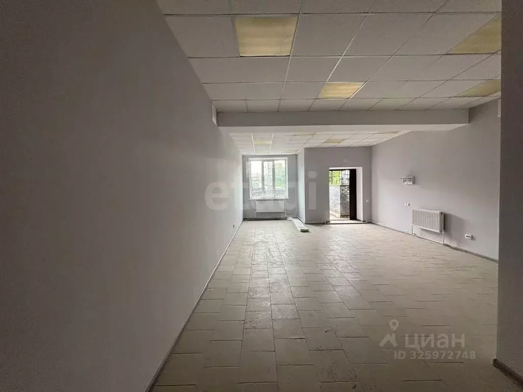 Помещение свободного назначения в Удмуртия, Можга Можгинский район, ... - Фото 1