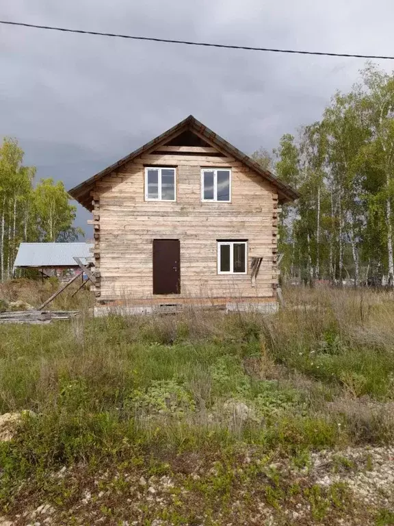 Дом в Башкортостан, Мечетлинский район, с. Большеустьикинское ул. 7-я ... - Фото 1