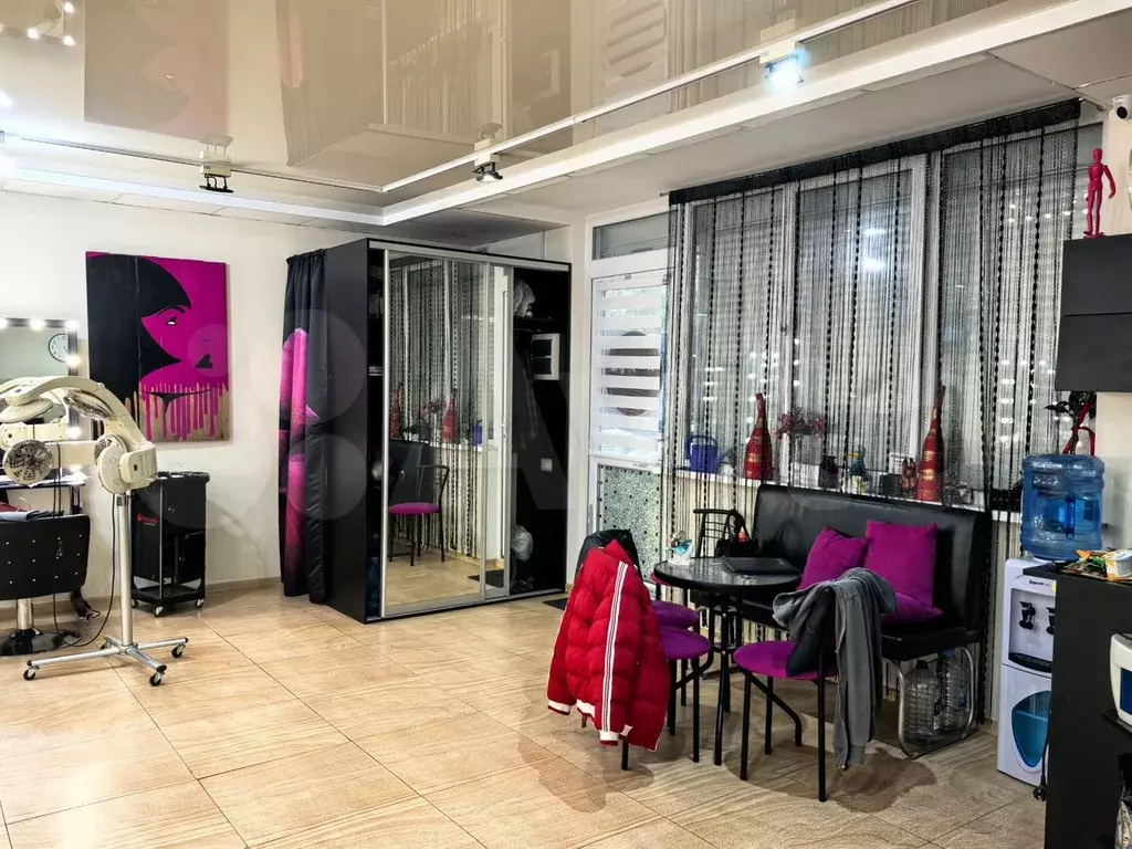 Кофейня, услуги, косметология - 50 м2 - Фото 1
