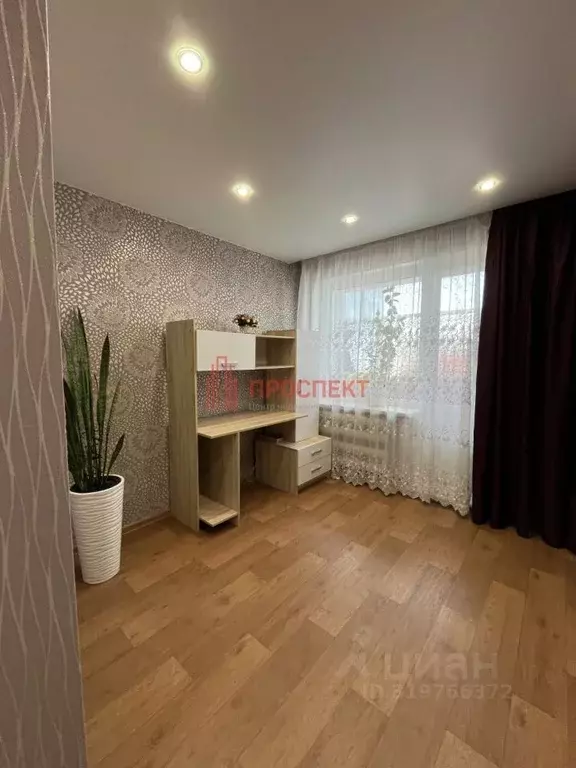 3-к кв. Пензенская область, Пенза Пролетарская ул., 4 (82.0 м) - Фото 1