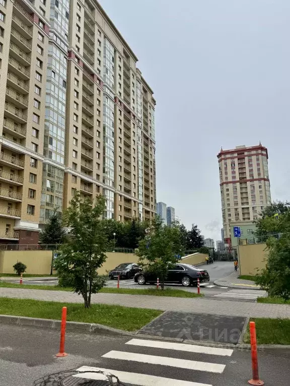 2-к кв. Москва Мосфильмовская ул., 88к4с1 (85.0 м) - Фото 0