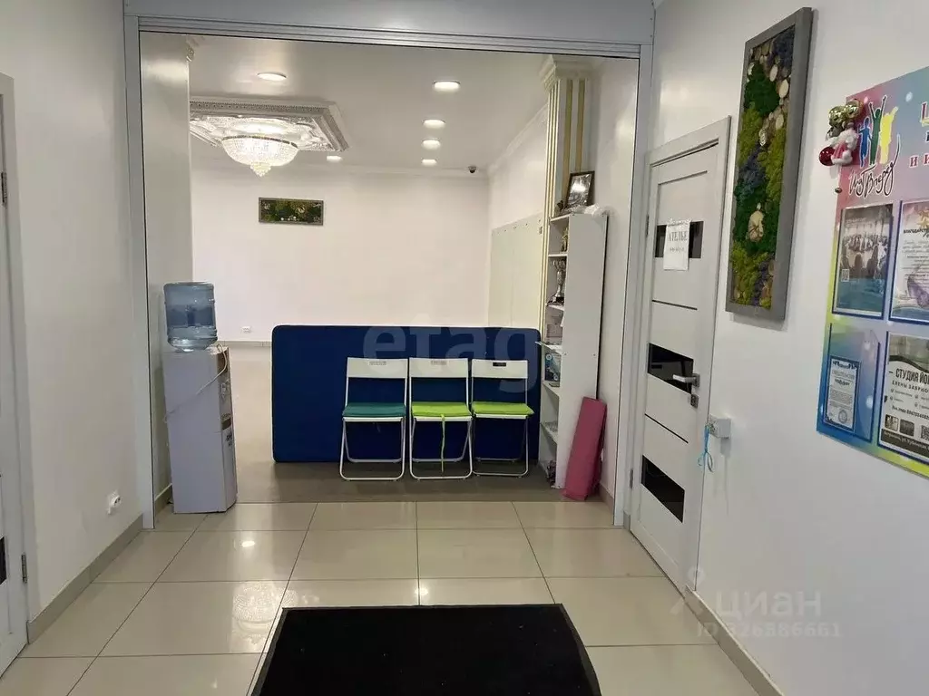 Офис в Астраханская область, Астрахань Кубанская ул., 64 (90 м) - Фото 1