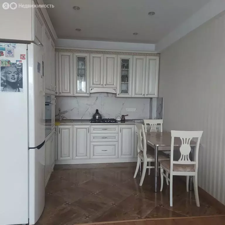 2-комнатная квартира: Дербент, улица Сальмана, 100В (57 м) - Фото 1