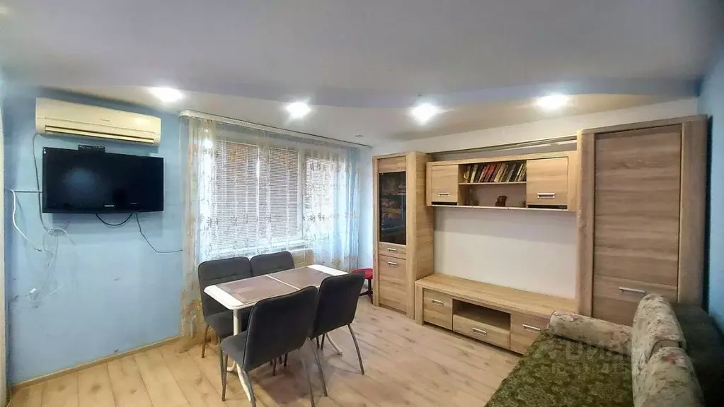 2-к кв. Волгоградская область, Волжский Пионерская ул., 20 (43.7 м) - Фото 0