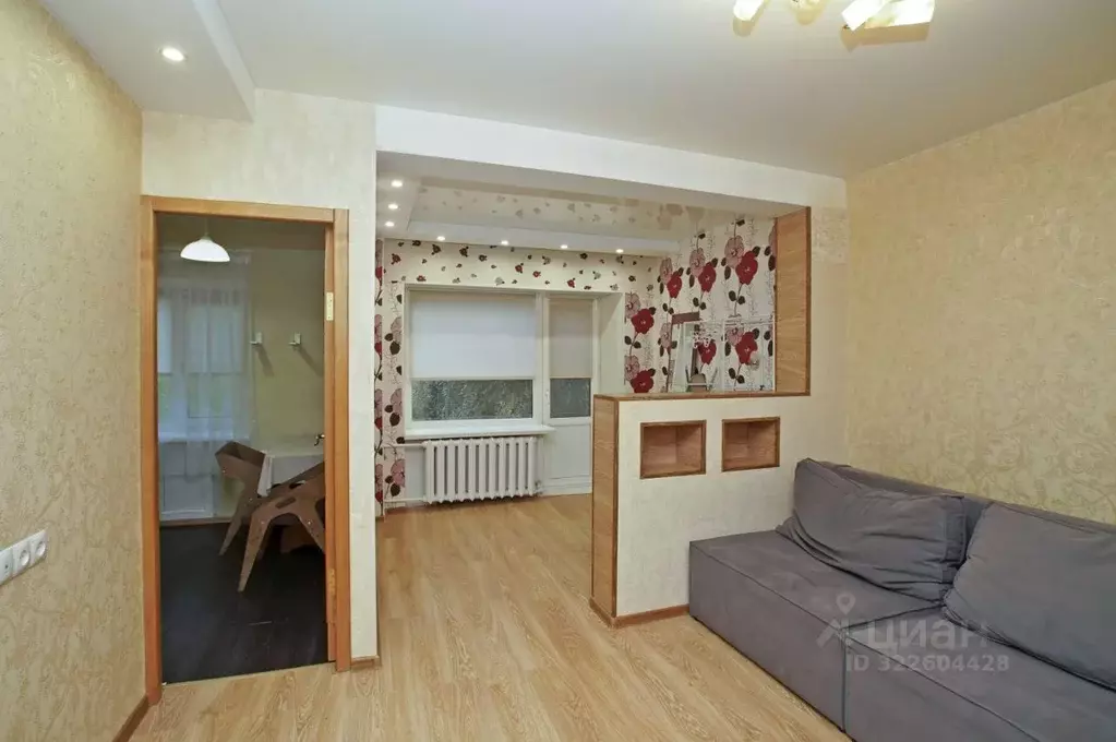 1-к кв. Омская область, Омск Городок Нефтяников мкр, ул. Андрианова, 8 ... - Фото 1