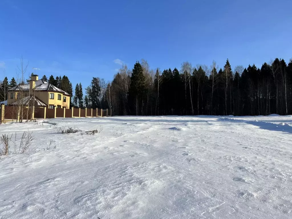 Участок в Московская область, Рузский муниципальный округ, д. ... - Фото 2