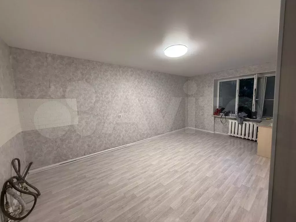 Комната 18,1 м в 8-к., 2/5 эт. - Фото 1