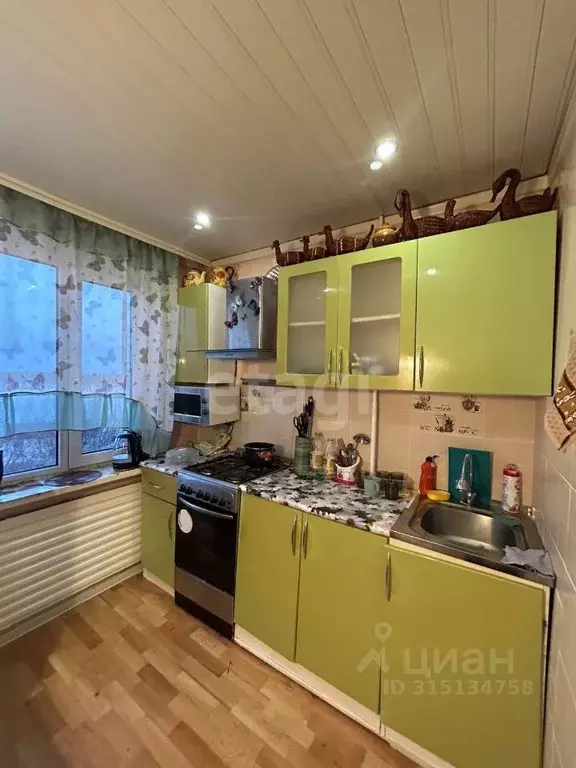 2-к кв. Коми, Усинск Пионерская ул., 11 (44.8 м) - Фото 0