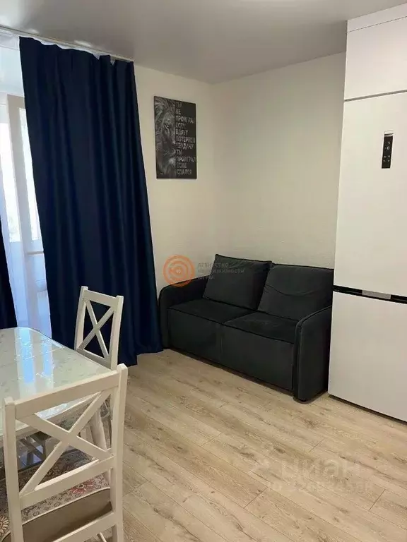 1-к кв. Тюменская область, Тюмень ул. 9 Января, 160к2 (39.0 м) - Фото 1