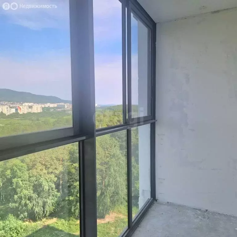 Квартира-студия: Миасс, улица Кирова, 86 (24.3 м) - Фото 0