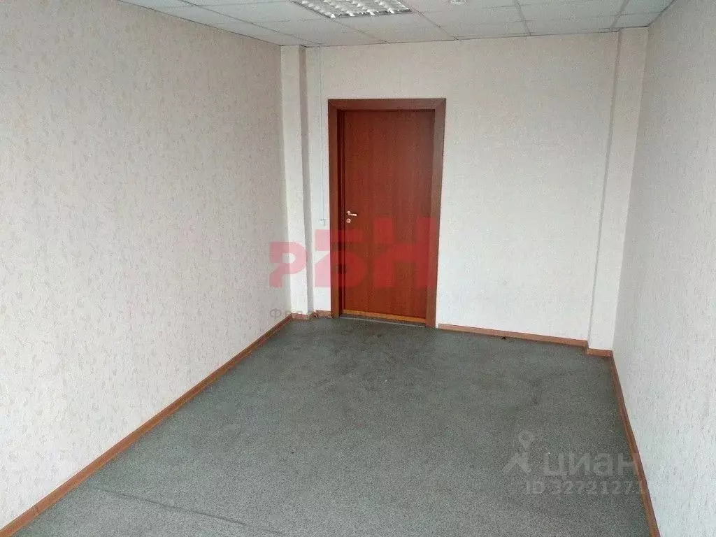 Офис в Курганская область, Курган Локомотивный мкр, ул. Чехова, 9 (18 ... - Фото 2