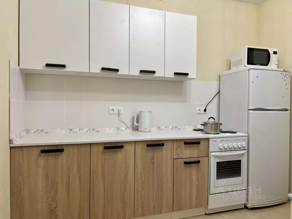 2-к кв. Московская область, Дмитров ДЗФС мкр, 15А (65.0 м) - Фото 0