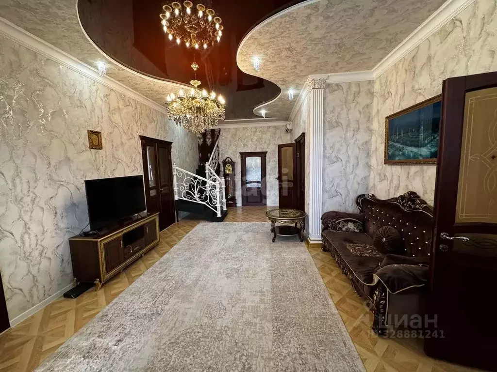 Дом в Ингушетия, Назрань Центральный административный округ,  (185 м) - Фото 1