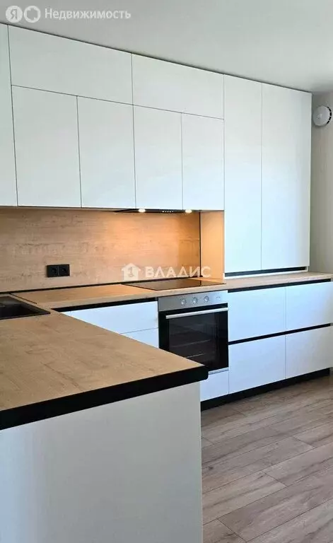 3-комнатная квартира: село Миловка, проспект Чижова, 4 (56.8 м) - Фото 2