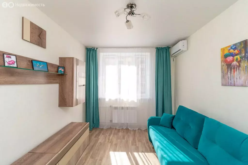 1-комнатная квартира: Тюмень, улица Газовиков, 55 (32.9 м) - Фото 1