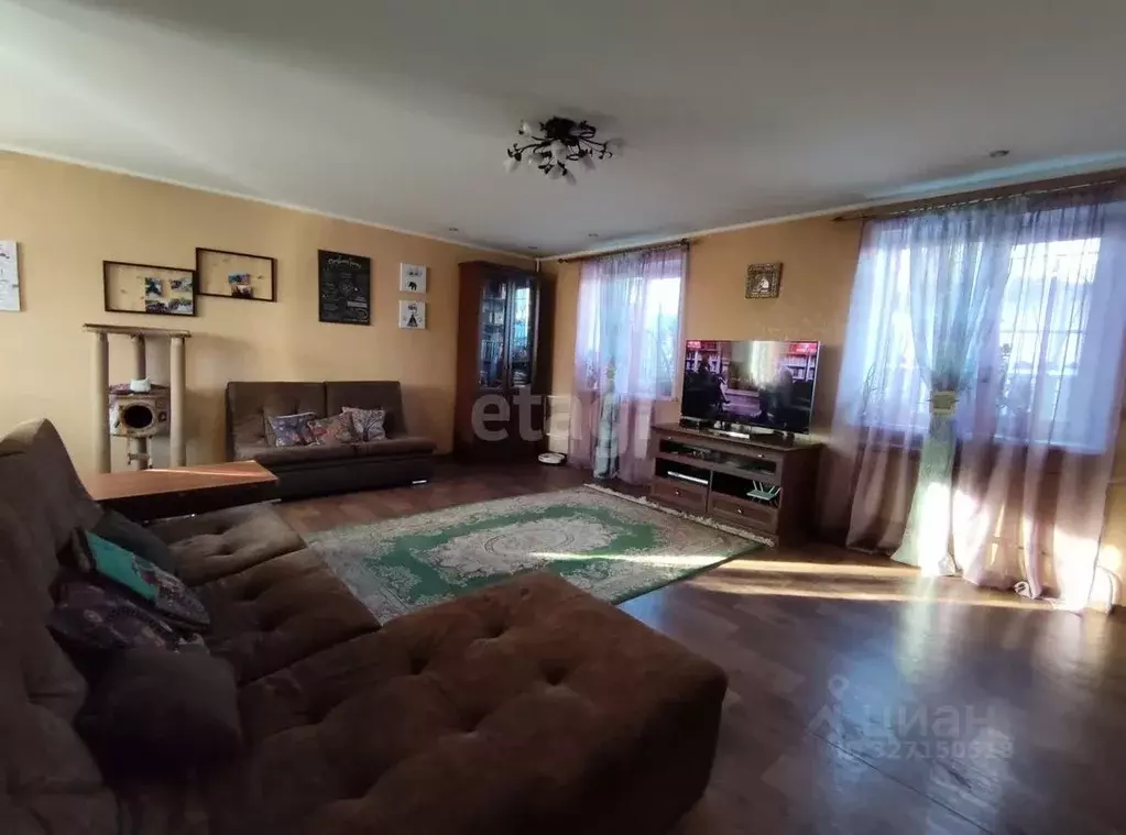 Дом в Красноярский край, Красноярск ул. Павлика Морозова, 10 (230 м) - Фото 1