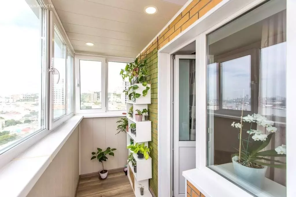 2-комнатная квартира: Владивосток, Владикавказская улица, 3 (62.7 м) - Фото 1