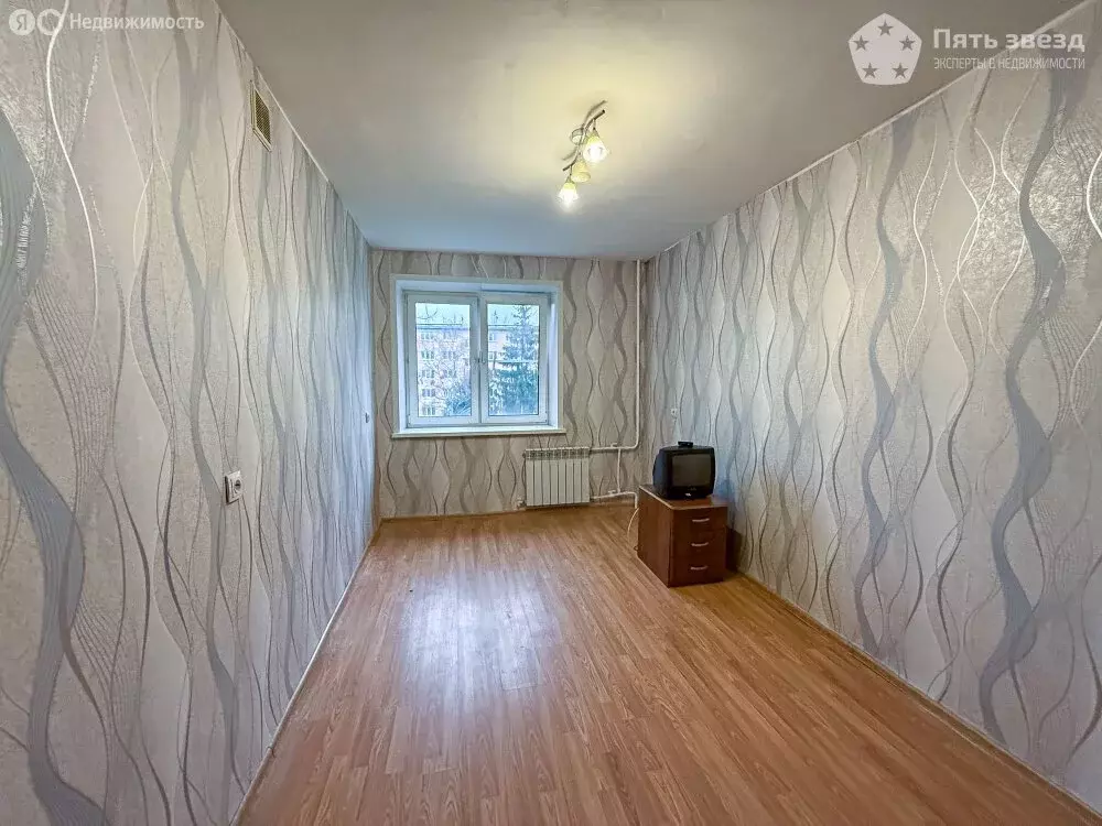 4-комнатная квартира: Тверь, улица Орджоникидзе, 25Б (83.6 м) - Фото 2