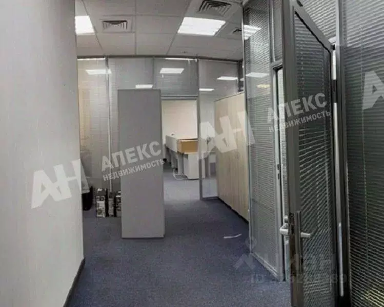 Помещение свободного назначения в Москва Барклая ул., 6С5 (137 м) - Фото 1