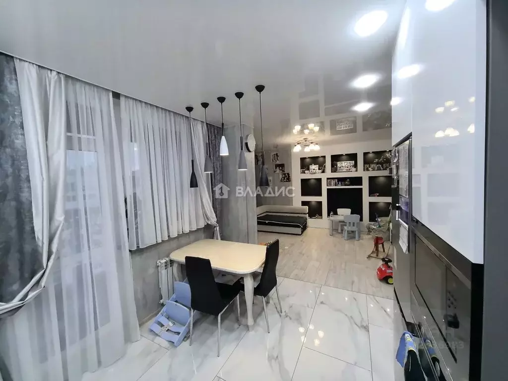 3-к кв. Калининградская область, Калининград ул. Кипарисовая, 4 (82.9 ... - Фото 1