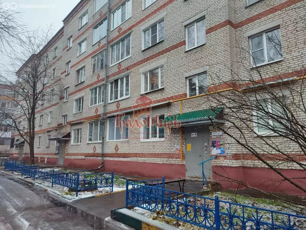 3-комнатная квартира: Сергиев Посад-6, Октябрьская улица, 11 (58 м) - Фото 1