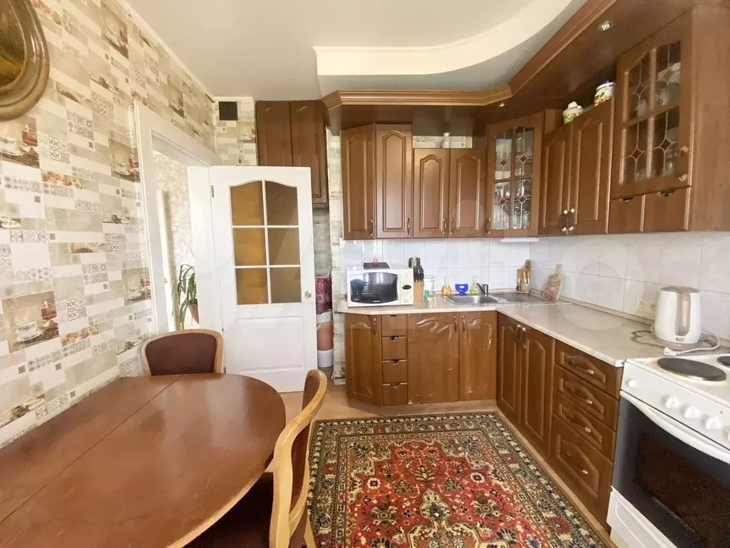2-к. квартира, 57 м, 3/9 эт. - Фото 0
