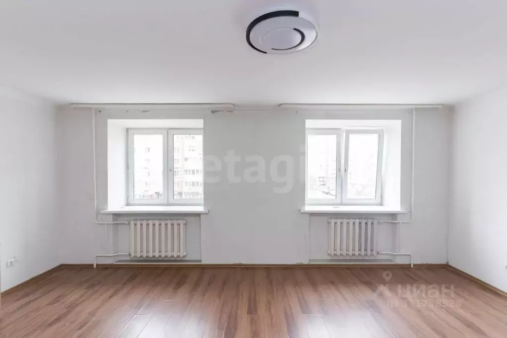 2-к кв. Тюменская область, Тюмень ул. Василия Гольцова, 8 (80.3 м) - Фото 1