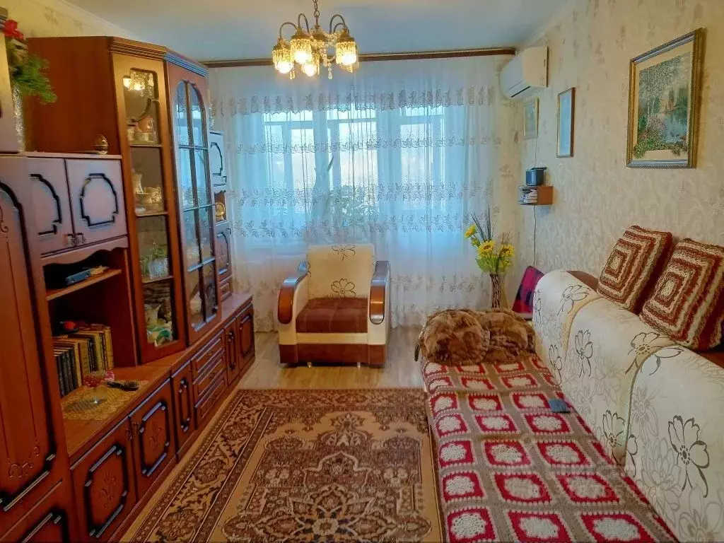 3-к кв. Нижегородская область, Нижний Новгород ул. Героя Шнитникова, ... - Фото 0