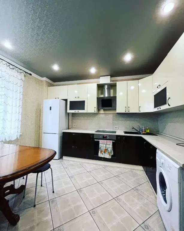 1-к кв. Брянская область, Брянск ул. Дуки, 71 (53.0 м) - Фото 1