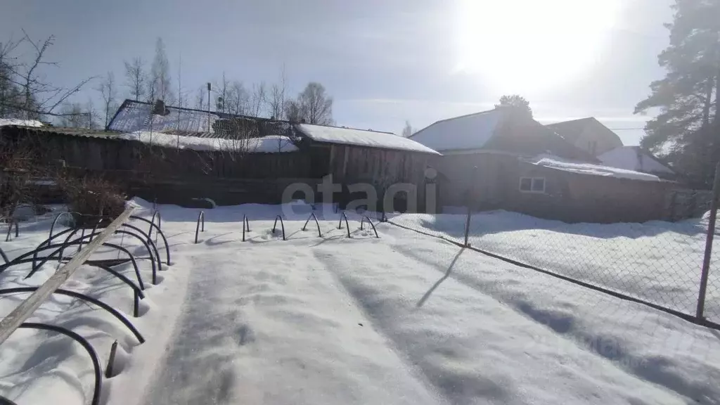 Участок в Ленинградская область, Киришский район, Пчевжинское с/пос, ... - Фото 1