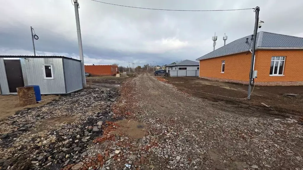 Участок в Саратовская область, Энгельсский район, Красноярское ... - Фото 1