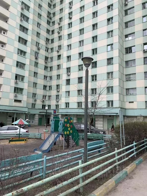 Комната Москва Авиационная ул., 63 (15.0 м) - Фото 1