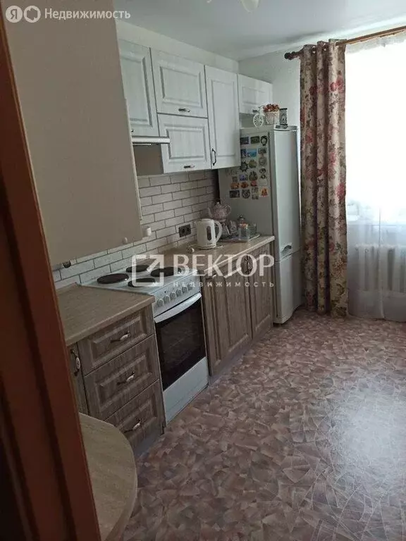2-комнатная квартира: Кохма, микрорайон Просторный, 1 (54 м) - Фото 1