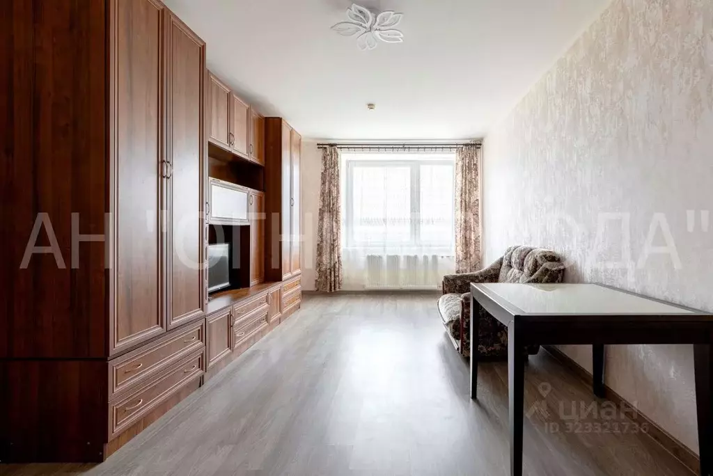 1-к кв. Санкт-Петербург ул. Латышских Стрелков, 17к1 (41.6 м) - Фото 1