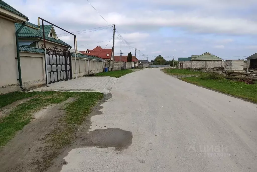 Участок в Кабардино-Балкария, Урванский район, с. Урвань ул. Мысостей ... - Фото 0