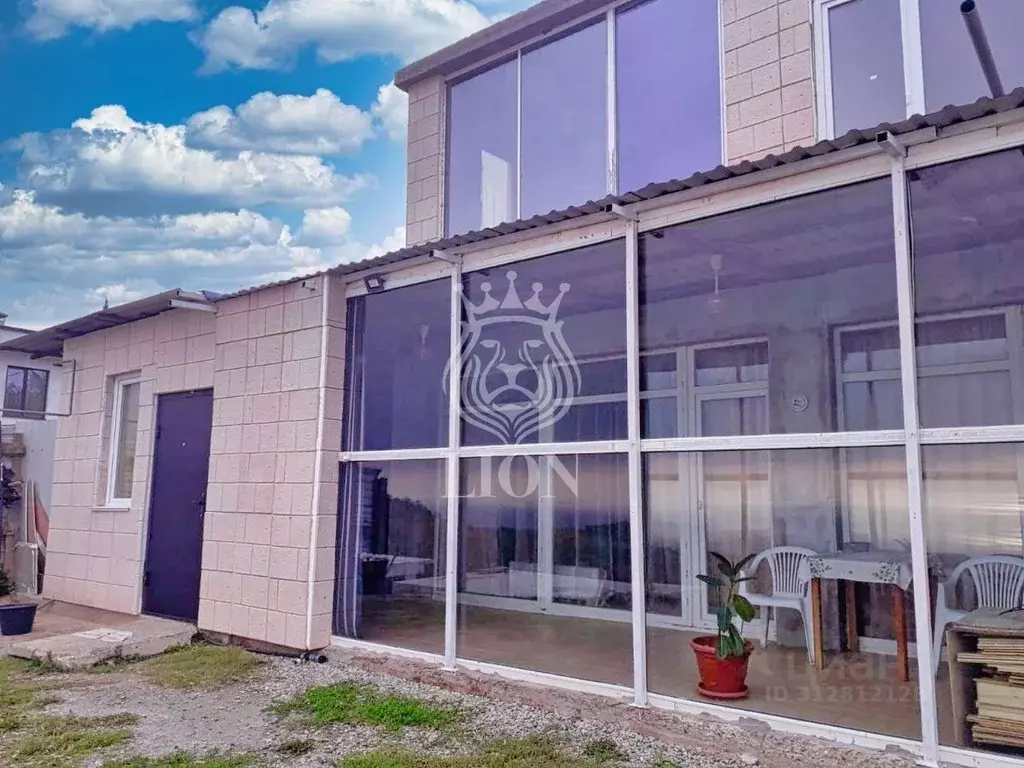 Дом в Крым, Алушта муниципальный округ, с. Малый Маяк ул. Виноградная ... - Фото 1