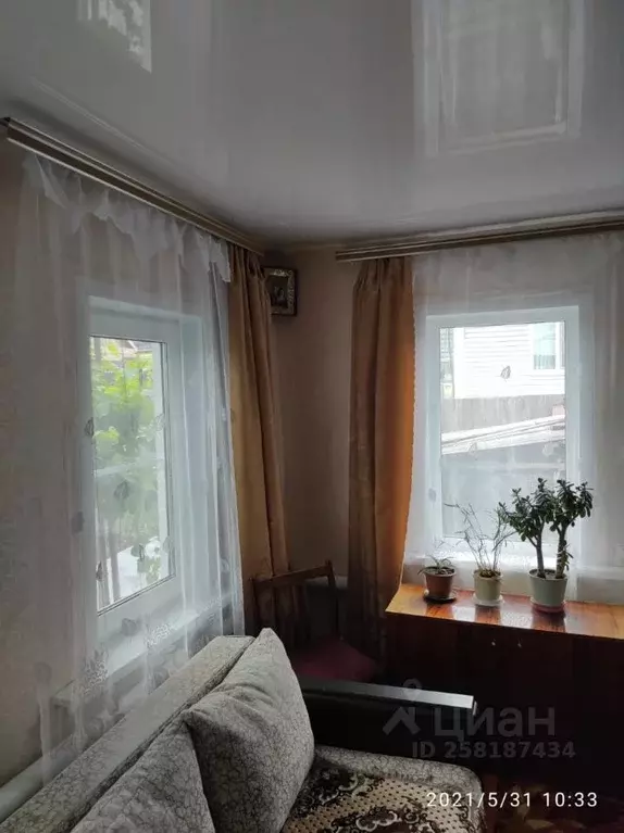 Дом в Волгоградская область, Урюпинск Зоологическая ул., 69 (66 м) - Фото 1