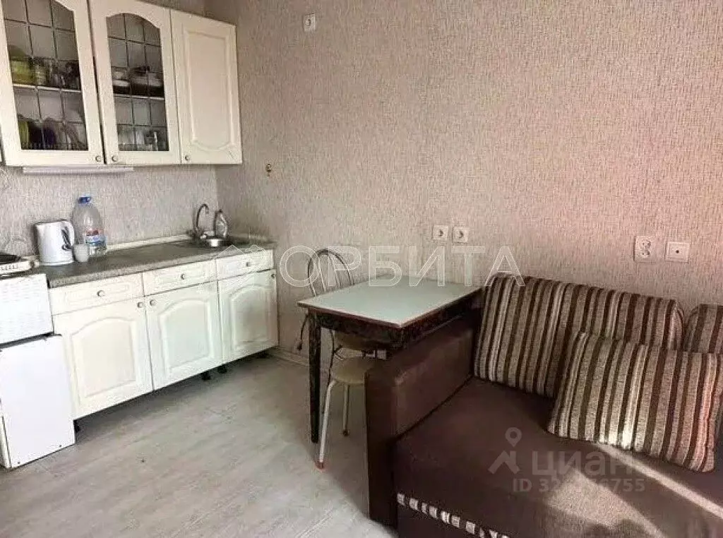 Студия Тюменская область, Тюмень ул. Тимофея Чаркова, 28 (20.7 м) - Фото 2